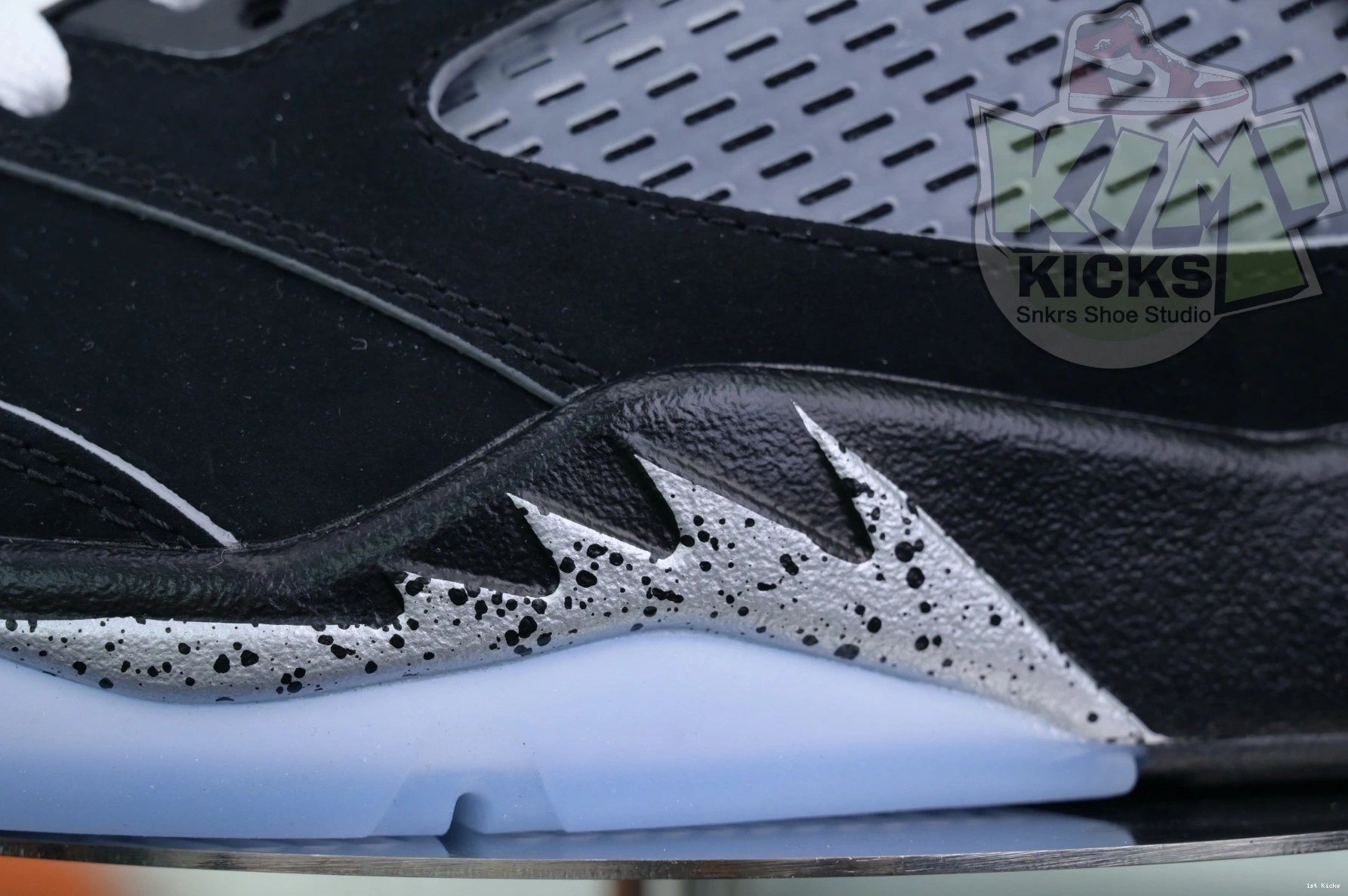 5“BLACK Kimikick Jordan 1856 REIMAGINED” Jordan AllSeason METALLIC Air 0113